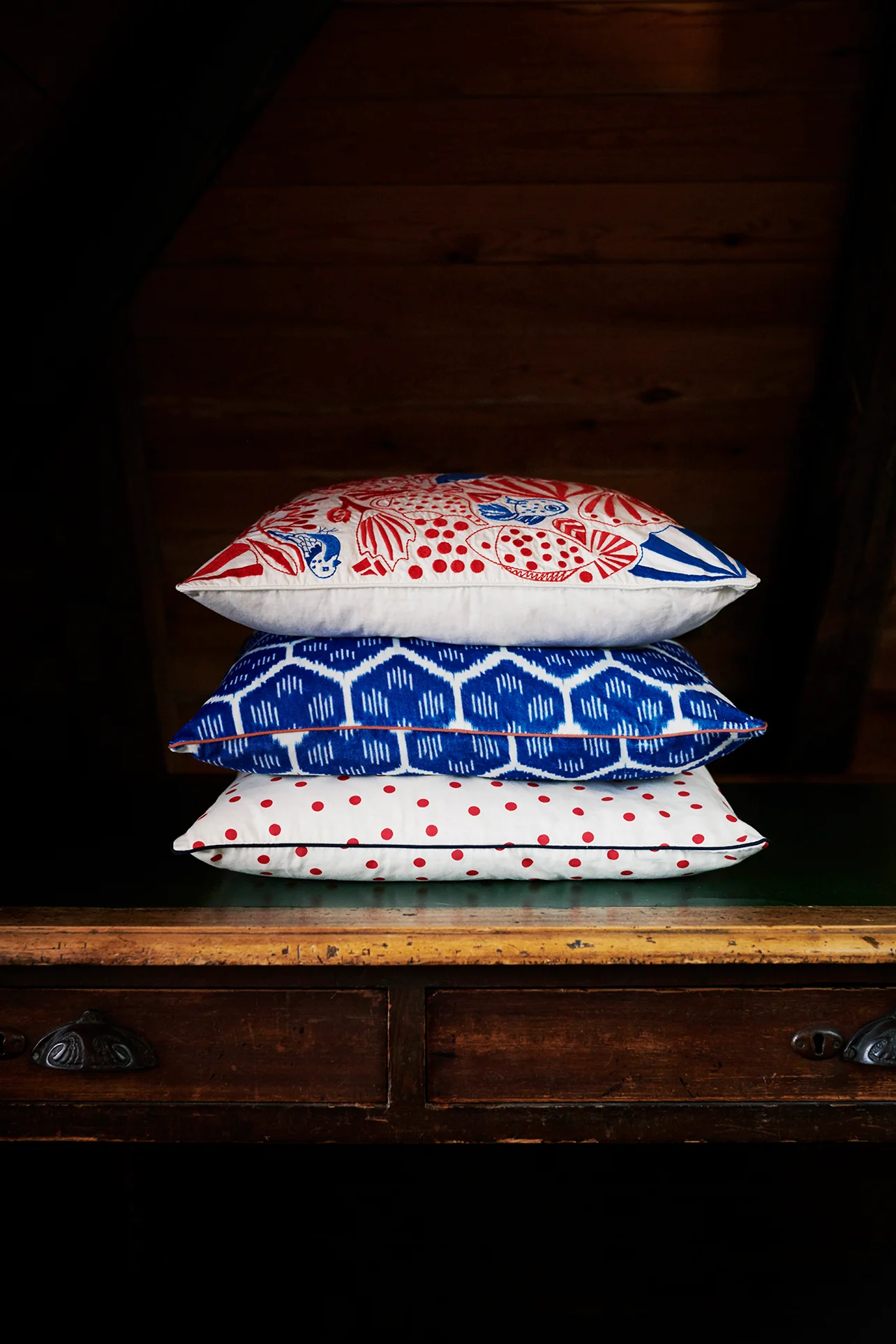 BIBI CUSHION - KISS - Image 4