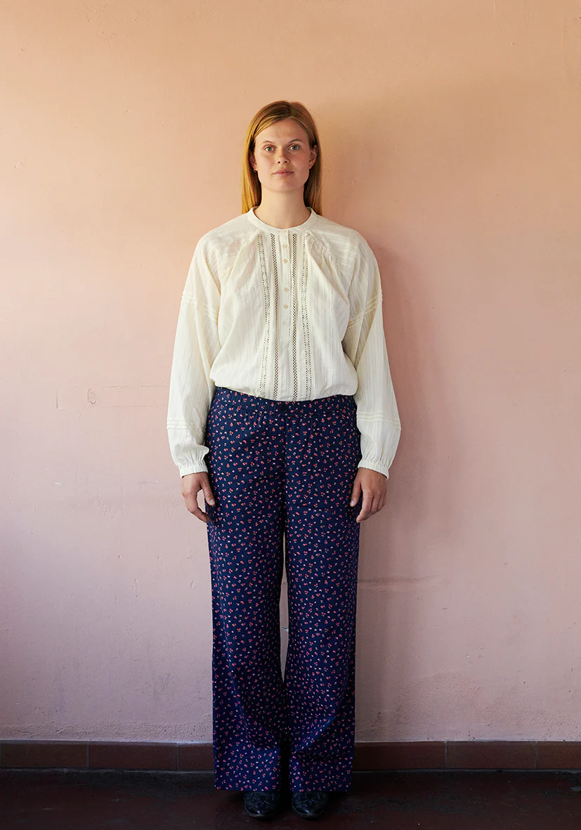 LAURA BLOUSE WITH GATHERINGS - VANILLA - Image 6